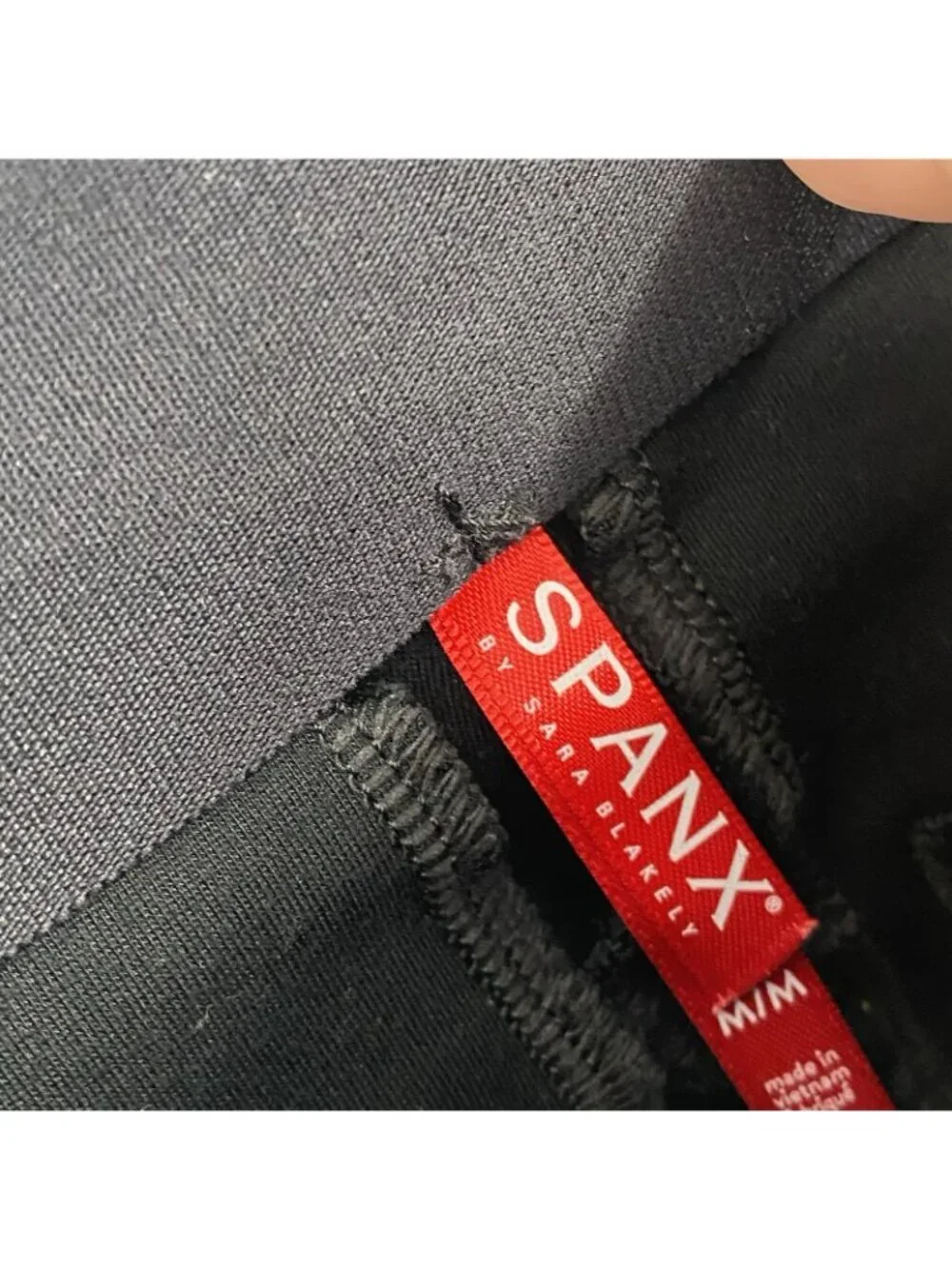 Spanx Perfect Ankle Skinny Side Piping Slimming Pants Black Size Medium